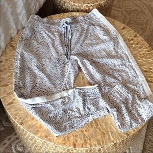 Lululemon tear away pants